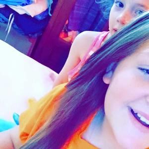 Meet your Posher, Cyana joy